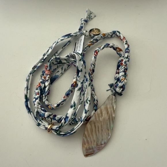 NWT Free People Shell Pendant Necklace 24”long - Picture 3 of 4